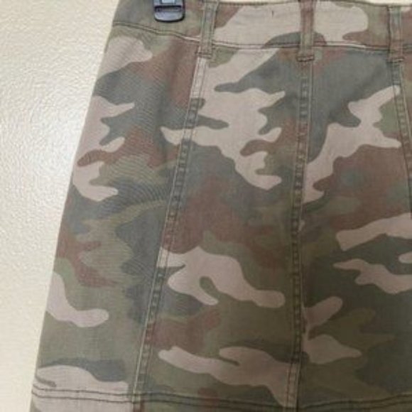 AEROPOSTALE ARMY GREEN CAMO A-LINE MINI SKIRT 6 - Picture 6 of 9